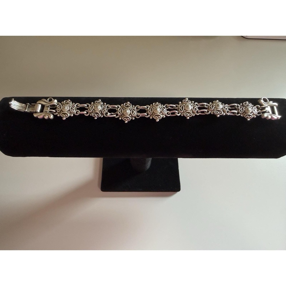 Vintage Barclay Signed Silver Tone Bracelet